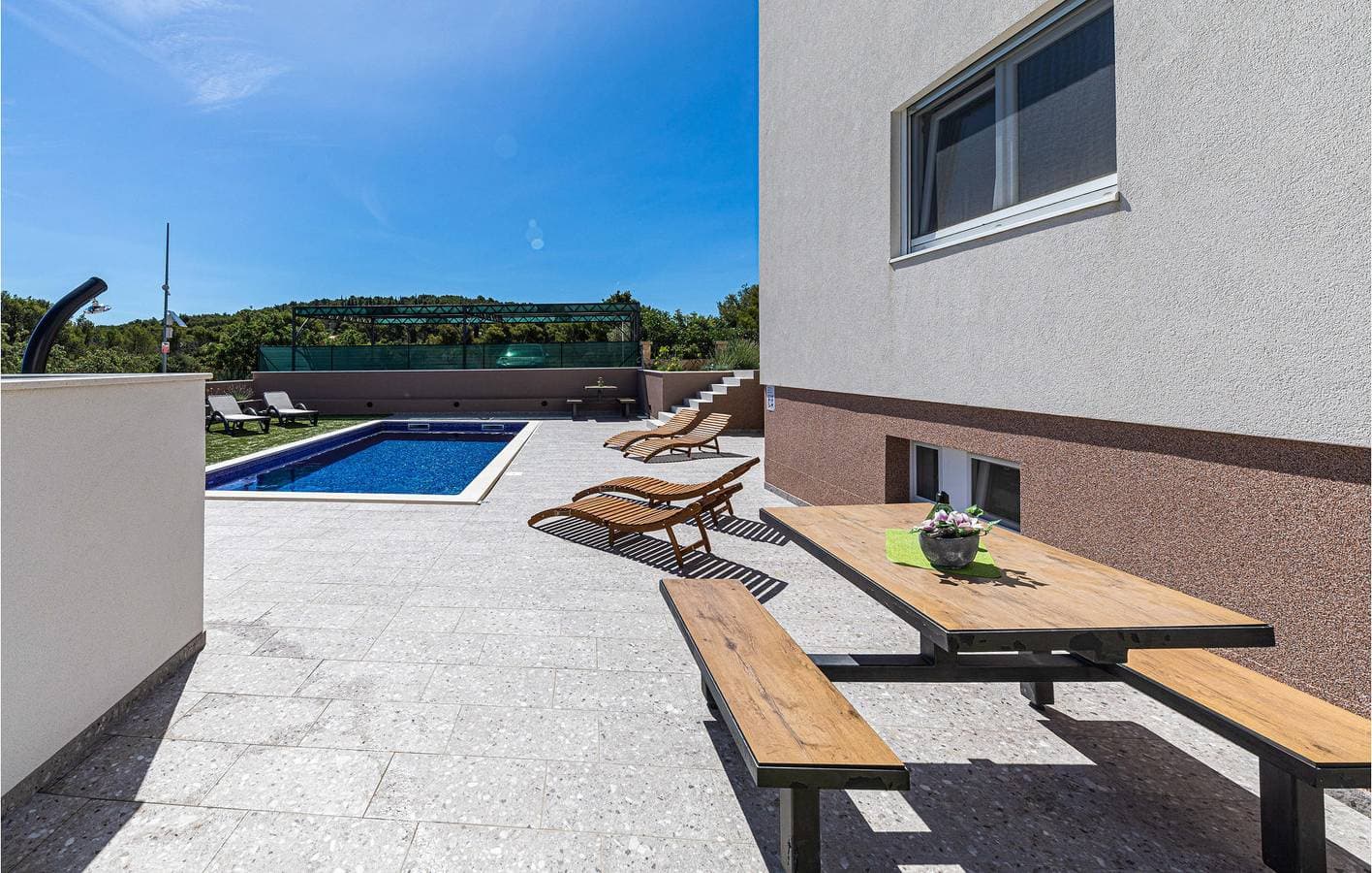 Foto 13 von 27: Apartment mit Meerblick, Pool und Terrasse, 2 km vom Strand entfernt