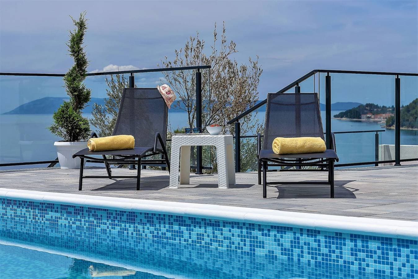 Foto 5 von 45: Villa Legero mit Pool