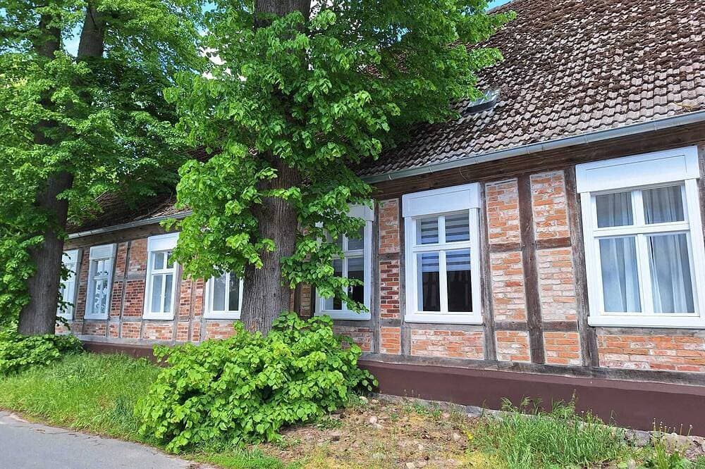 Foto 13 von 30: 5 Ferienwohnung in Historischem Alten Gutshaus in Breetz am Fluss