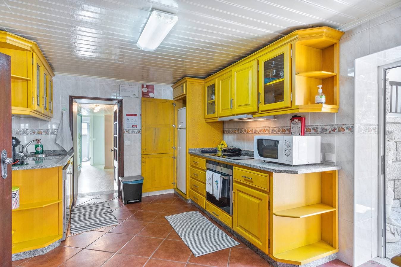 Foto 5 von 27: Ferienhaus 'Casa D'Aldeia' mit Bergblick, WLAN und Klimaanlage