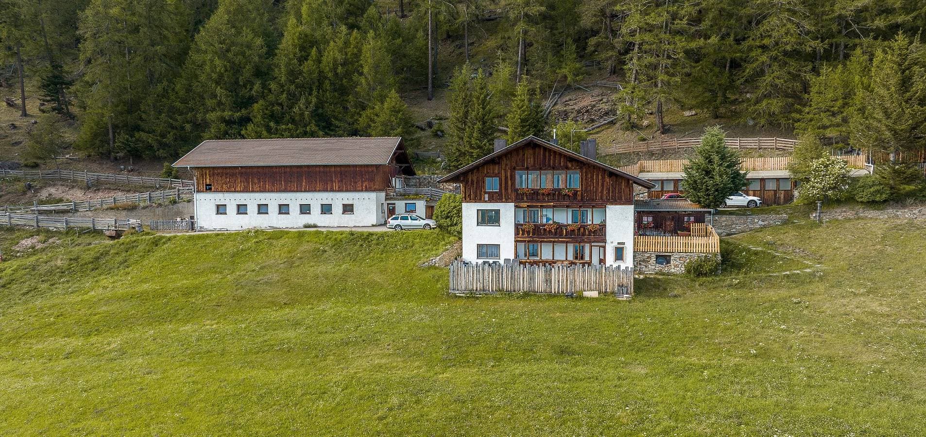 Foto 12 von 25: Einzimmerapartment "Oberköbenhof Tal" mit Bergblick, Gemeinschaftsterrasse und WLAN