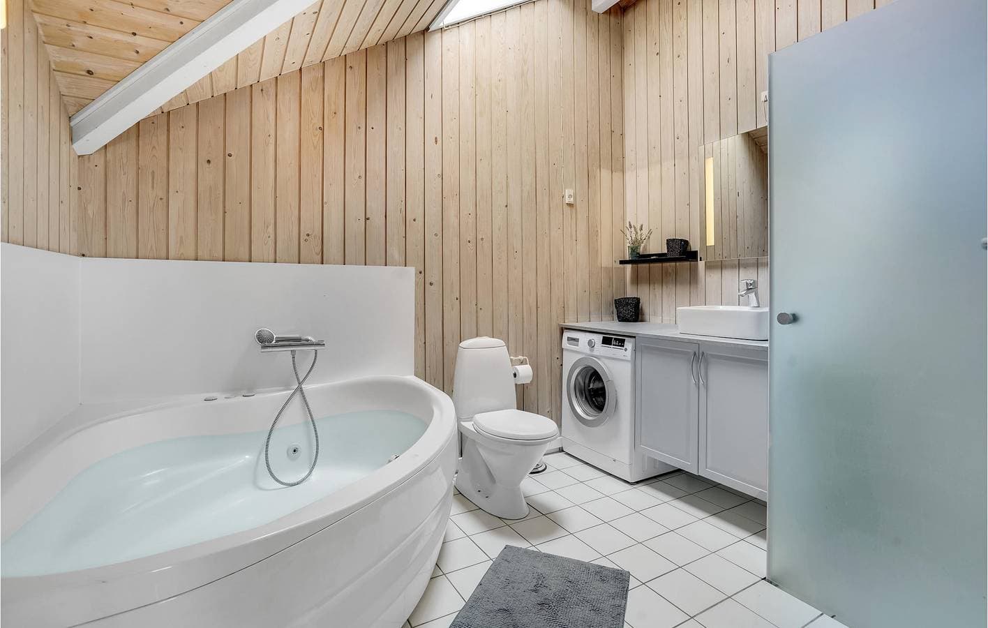 Foto 13 von 28: Ferienhaus für 7 Personen mit Garten