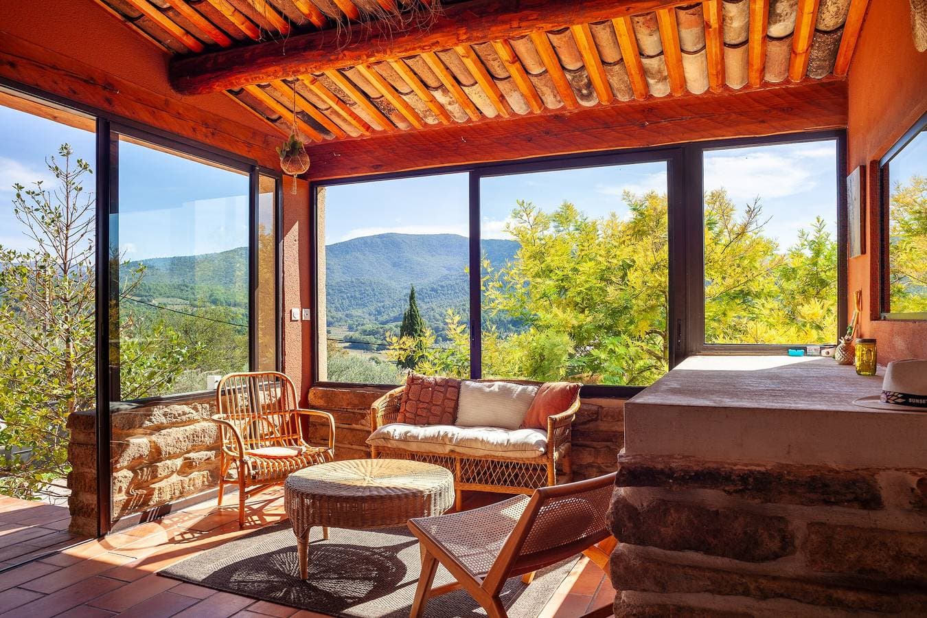 Foto 2 von 26: Ferienhaus 'La Bastide Des Oliviers' mit Bergblick, WLAN und Klimaanlage