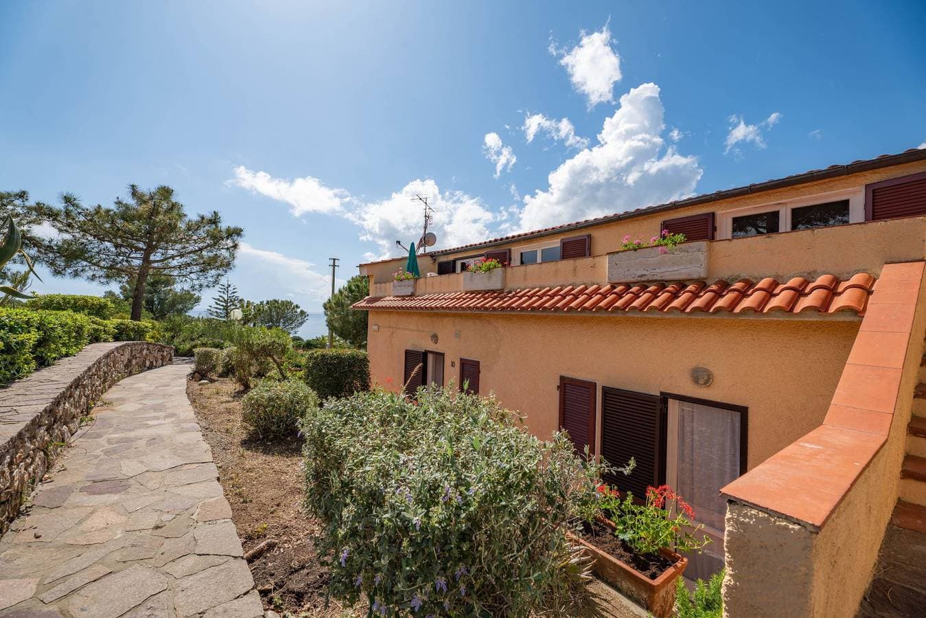 Foto 4 von 31: Ferienwohnung für 2 Personen mit Garten
