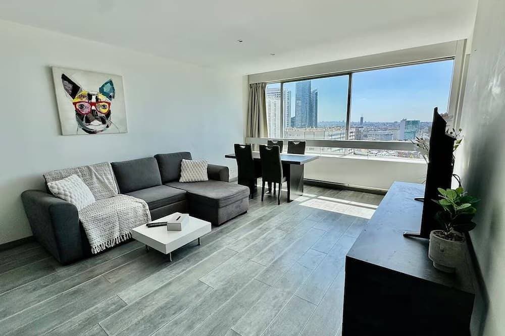 Apartment Paris La Défense Eiffel Tower Skyline 1