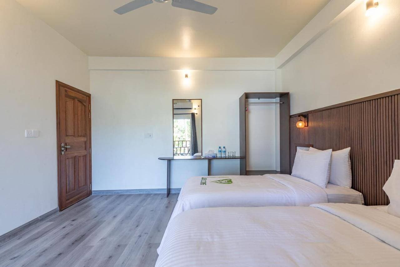 Foto 9 von 13: Double Room with Balcony (3 Adults)
