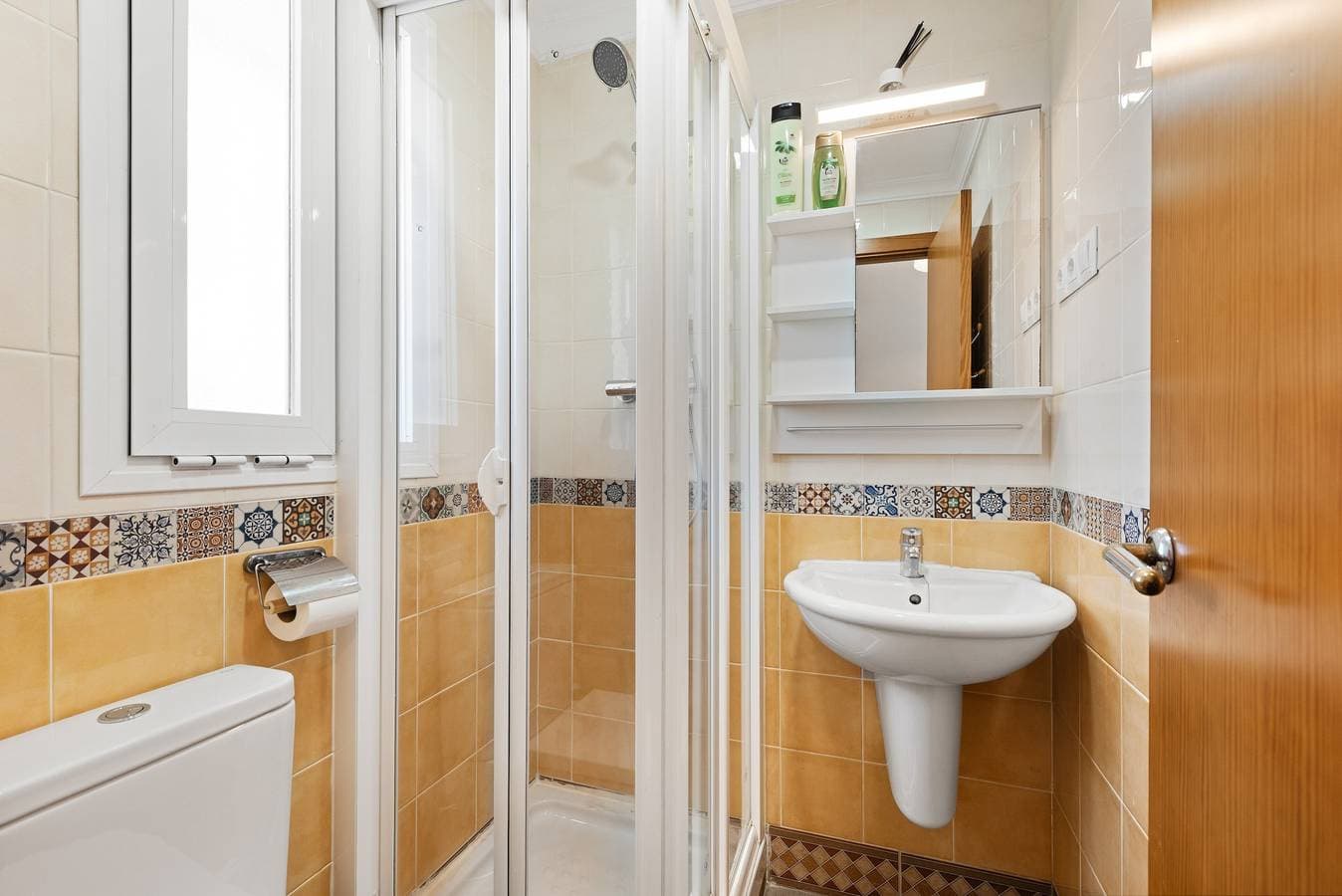 Foto 12 von 27: Ferienhaus 'La Casa De La Cala Del Moral' mit Gemeinschaftspool, WLAN und Klimaanlage