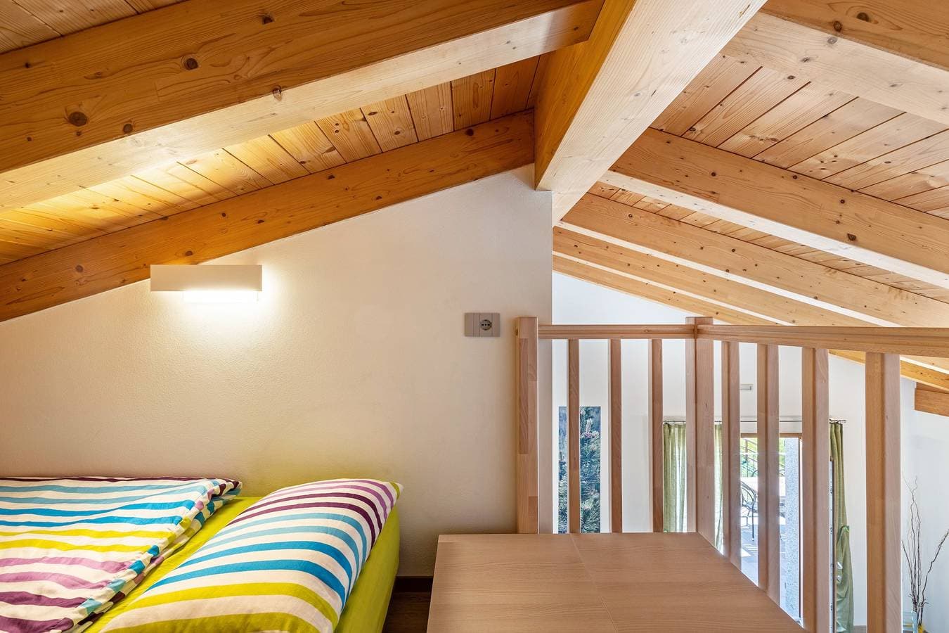 Foto 9 von 35: Ferienwohnung Bocca Nevese Pino mit Seeblick, Garten & WLAN