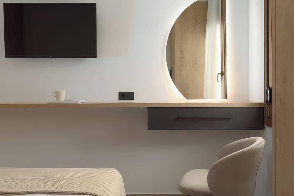 Foto 4 von 20: Sofia's Modern Apartment 2, 15 minutes walk from Chersonisos center