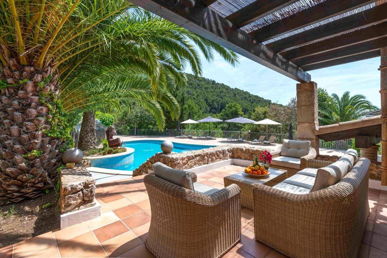 Finca Especial El Pino Mallorca en Esporles 1