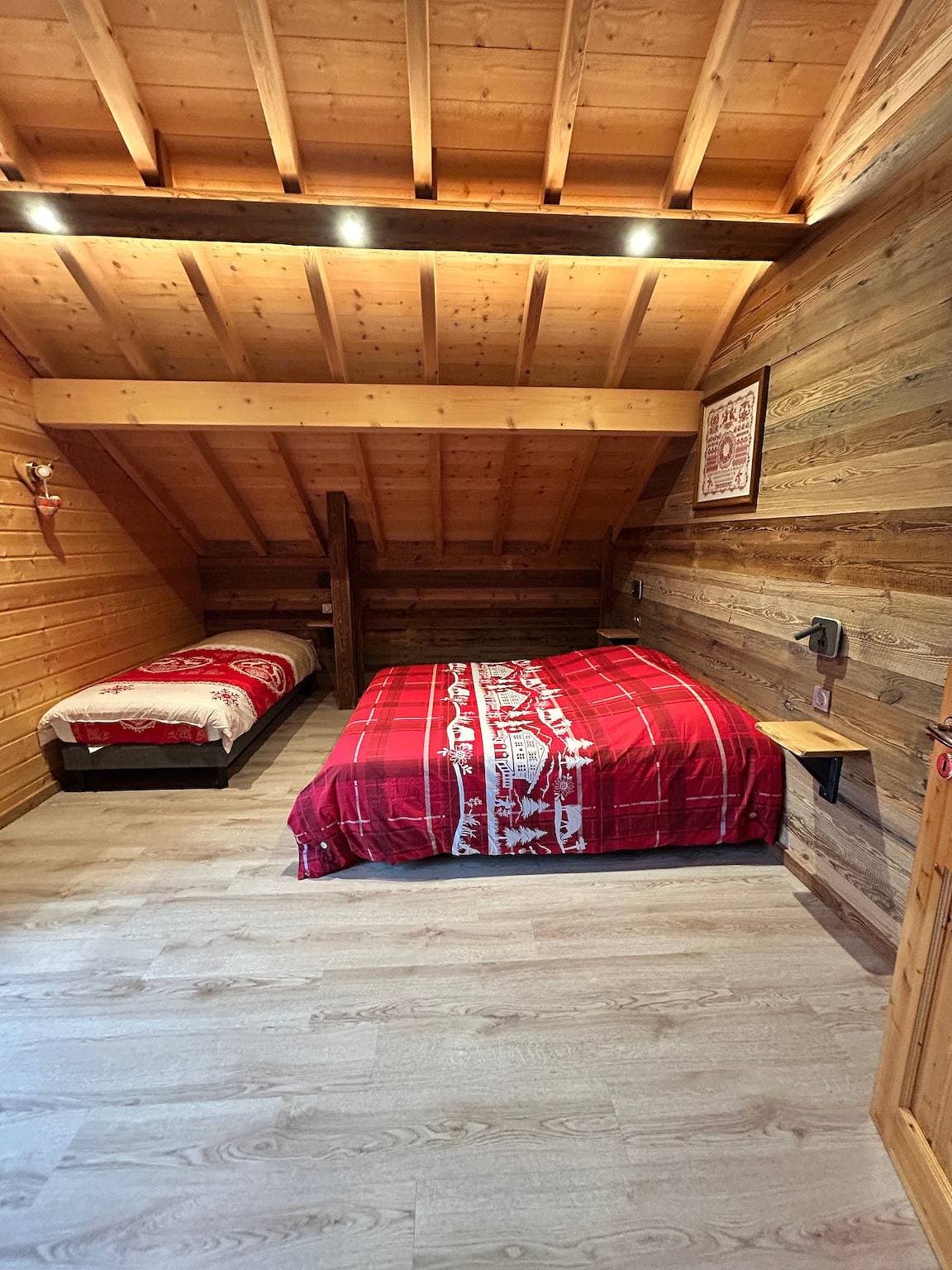 Foto 12 von 24: Chalet für 13 Personen mit Balkon