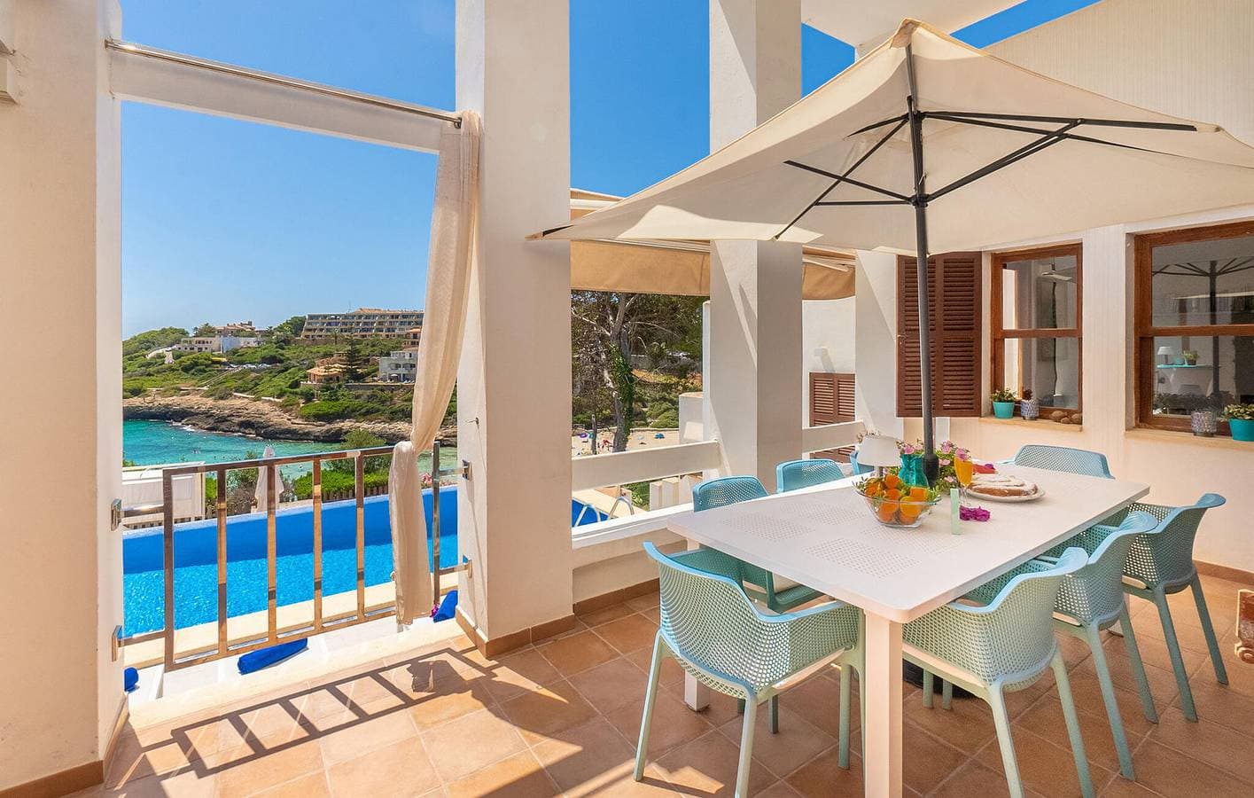 Foto 6 von 37: Luxus-Apartment mit Meerblick & Pool, 400m zum Strand Cala Anguila