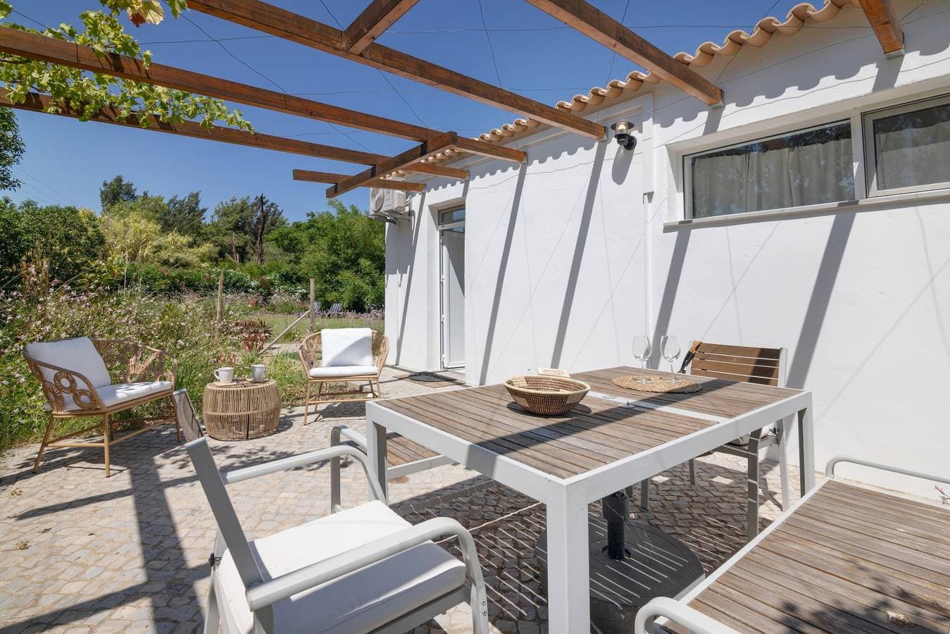 Chameleon Cottage 1