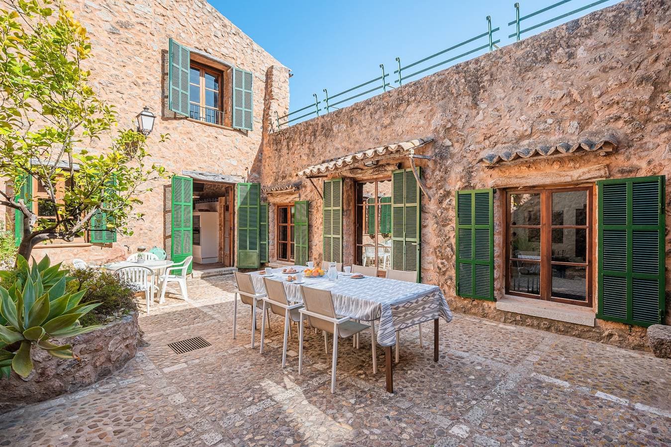 Foto 3 von 29: Exklusive Villa mit Pool - Sa Tafona de Esporles