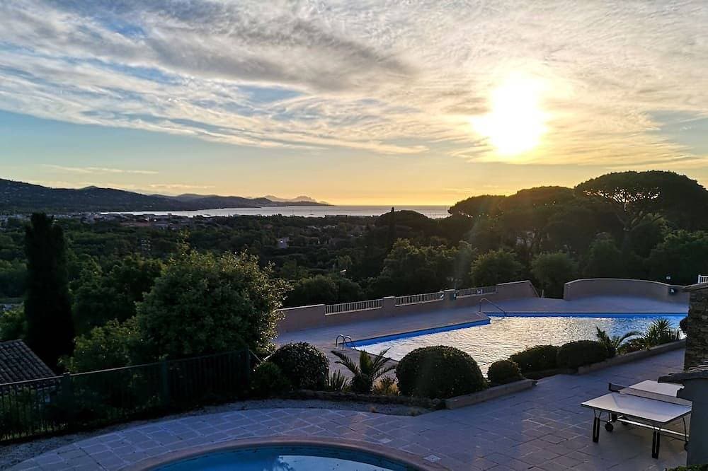 Haus am Golf von Saint Tropez mit Blick auf Grimaud 1