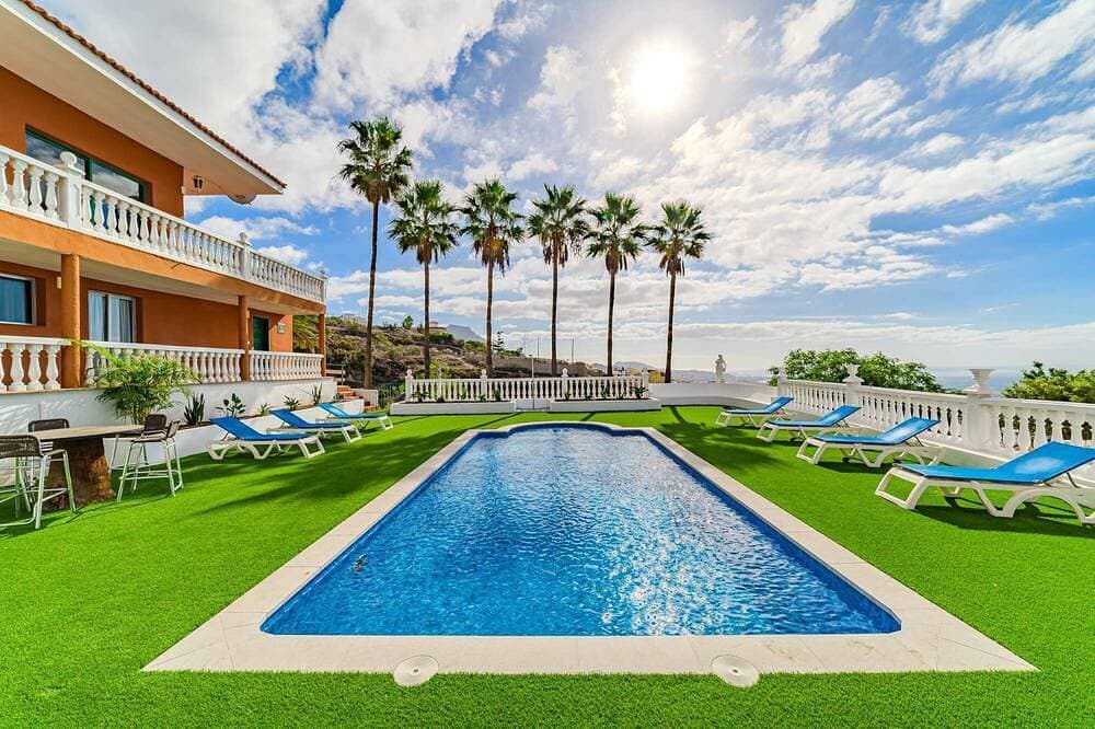 Villa Raquel with Private Pool and Sea view 1