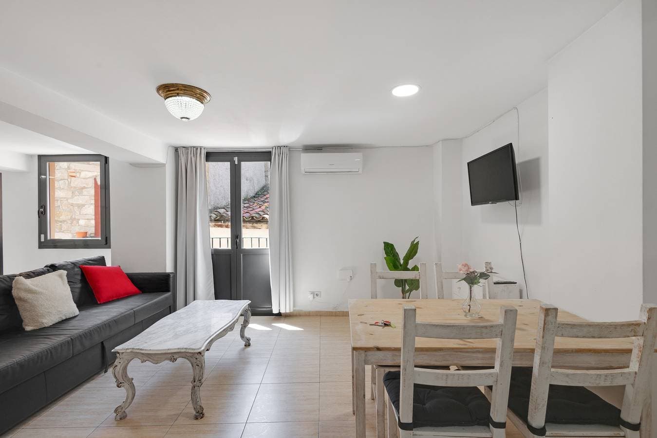 Wonderful loft centre Manresa 1