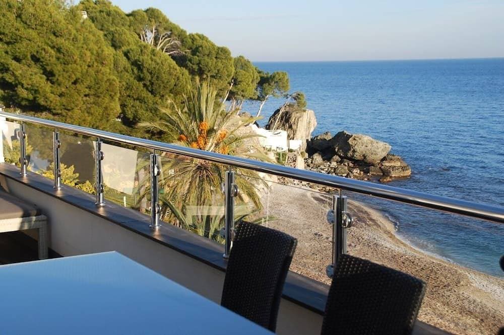 Athena Schönheit in Altea 1