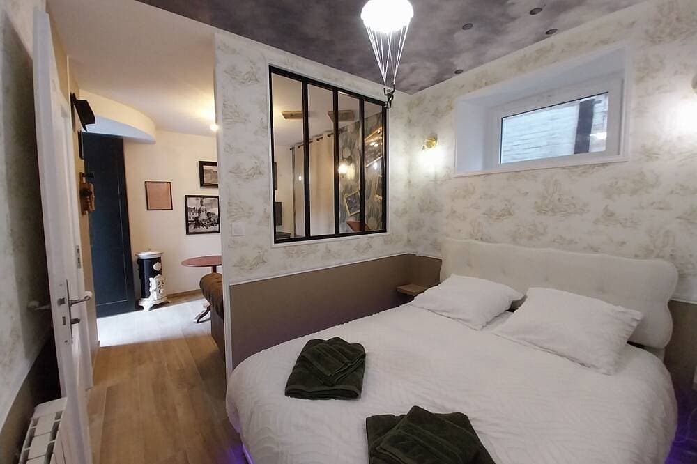 Foto 6 von 30: The \"Liberté\" Apartment: A Journey Back to the 1940s