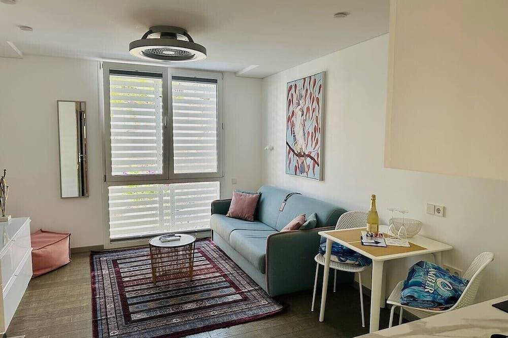 Foto 5 von 30: Amber Apartments `Pink` Studio in the city center