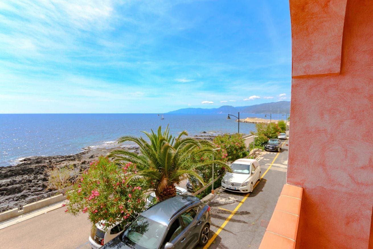 Foto 6 von 32: Ferienwohnung Abba Durke mit Meerblick