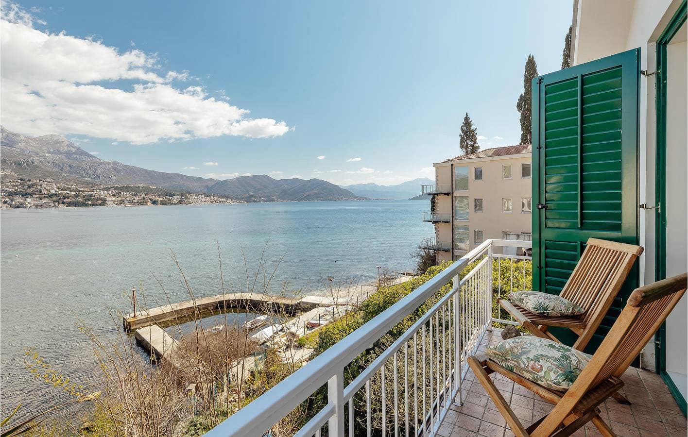 Foto 9 von 31: Ferienhaus für 6 Personen mit Terrasse