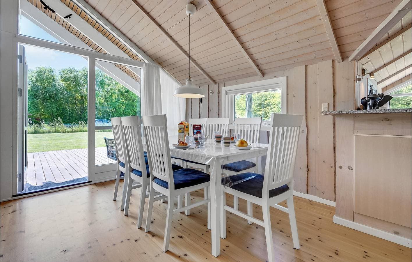 Foto 11 von 26: Ferienhaus für 6 Personen mit Terrasse