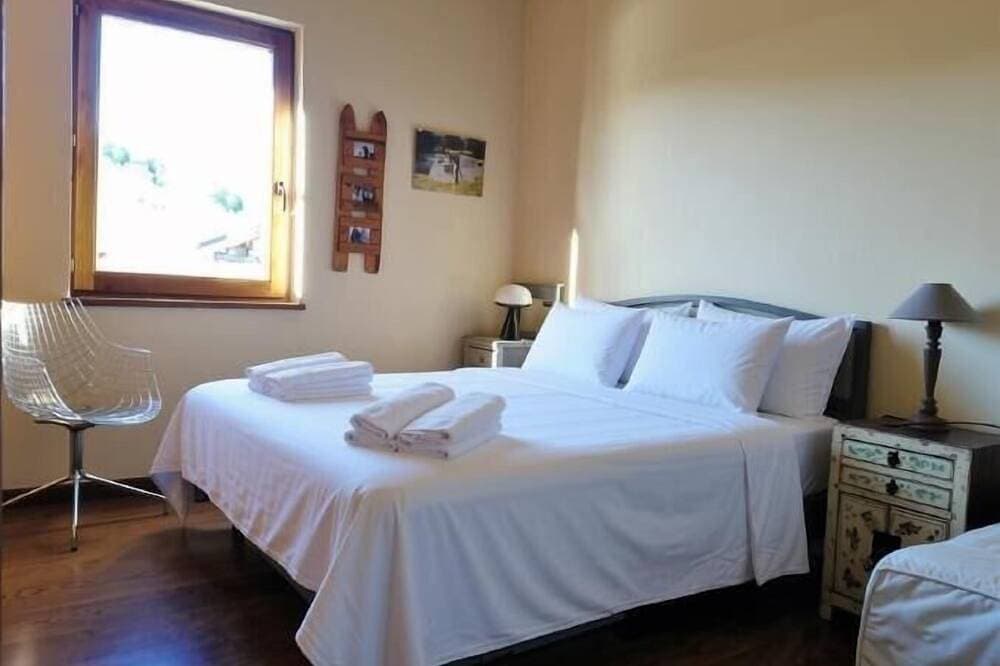 Foto 3 von 21: Penthouse 3 rooms Fireplace, Pool, Terrace & Wi-Fi