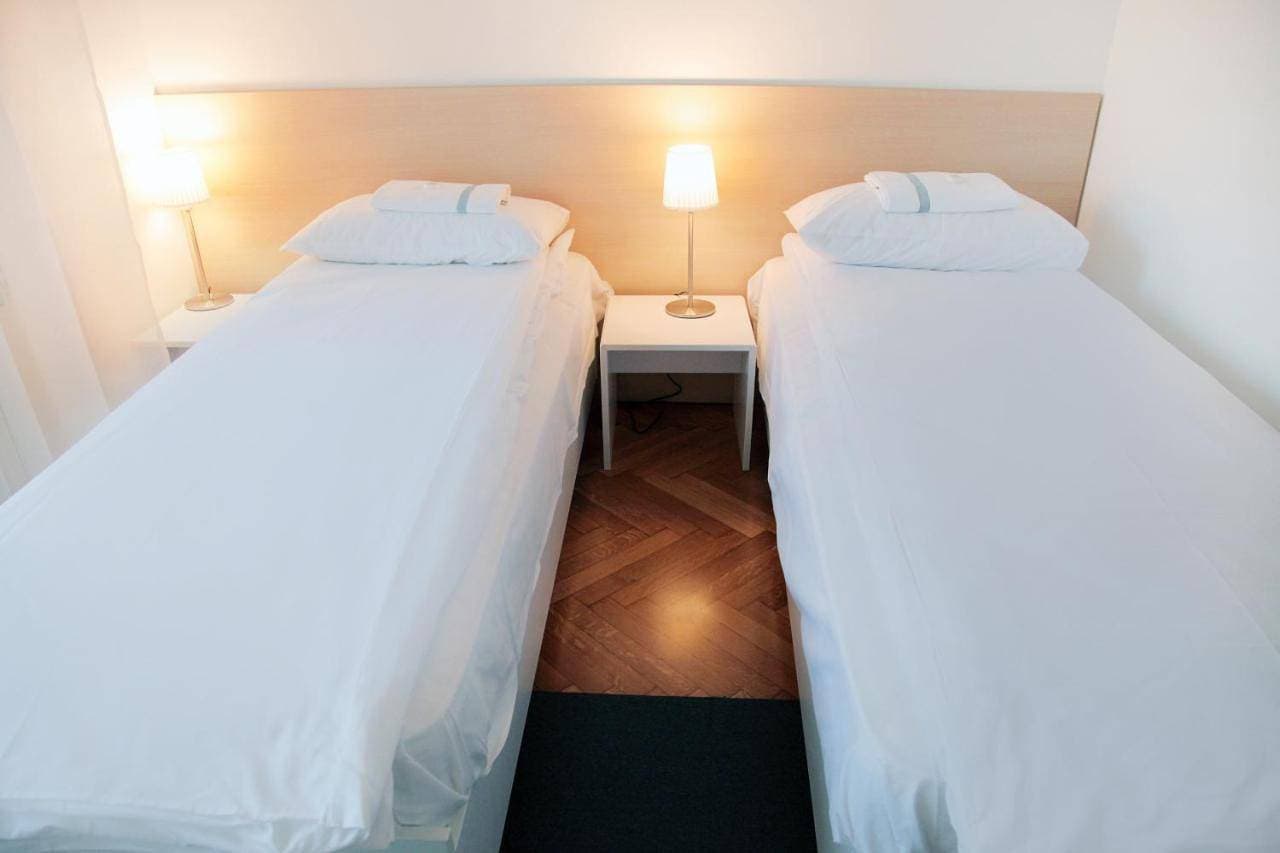Foto 12 von 25: Double Room with Private Bathroom