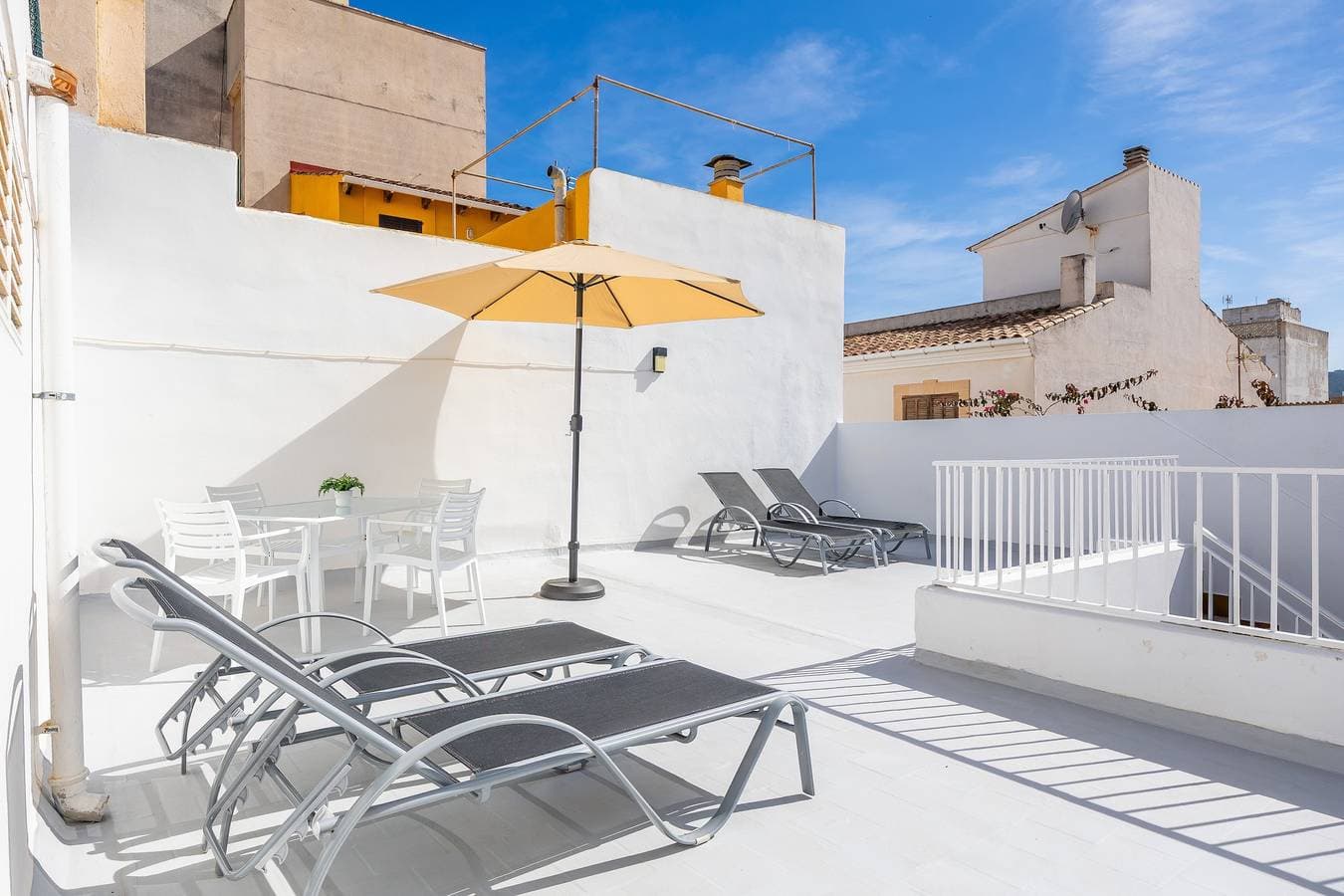 Foto 3 von 30: Renoviertes Ferienhaus 'Ca Na Bel' mit WLAN und Klimaanlage in Cala Ratjada