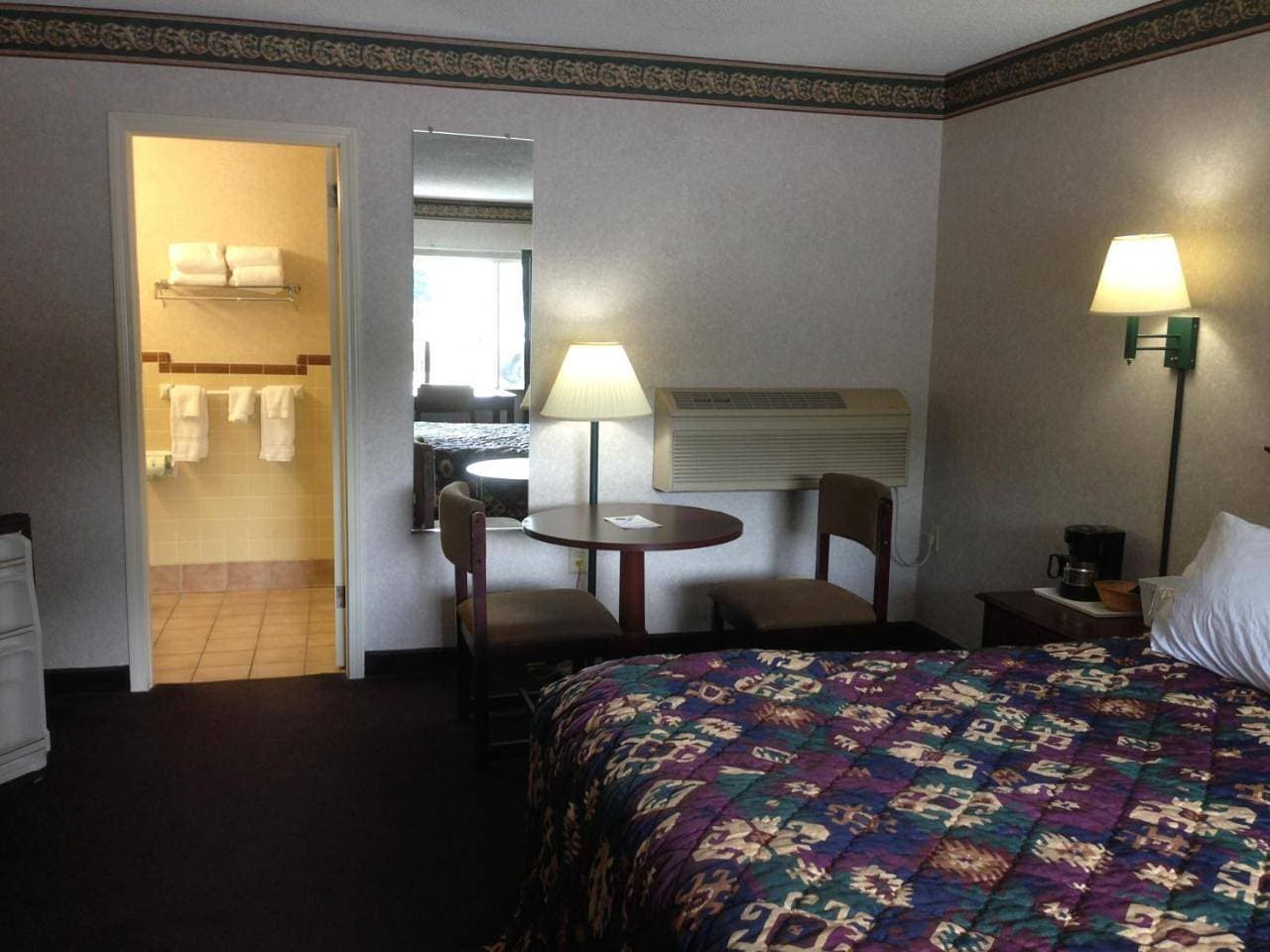 Foto 8 von 15: Standard King Room
