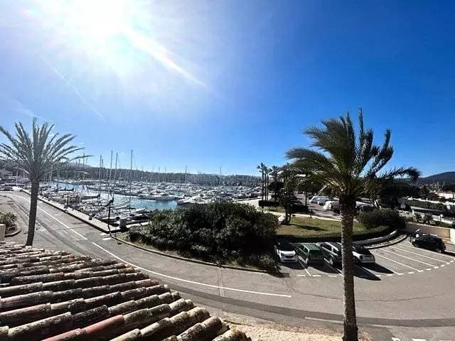 Foto 11 von 20: Wohnung für 6 Personen mit Blick auf den Hafen von Cogolin Marines