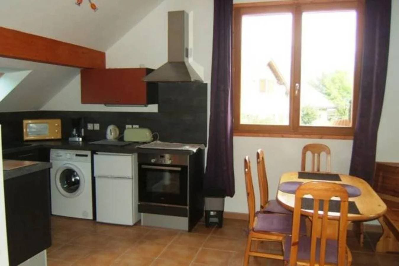 Foto 3 von 21: Ferienwohnung mit See- und Bergblick