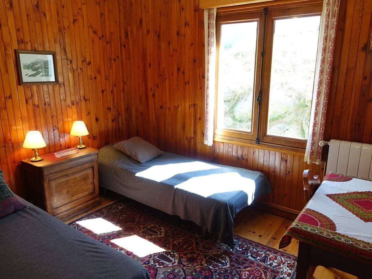 Foto 6 von 12: Chalet mit 4 Zimmern für 6 Pers., nahe Dorf, Terrasse, Skidepot