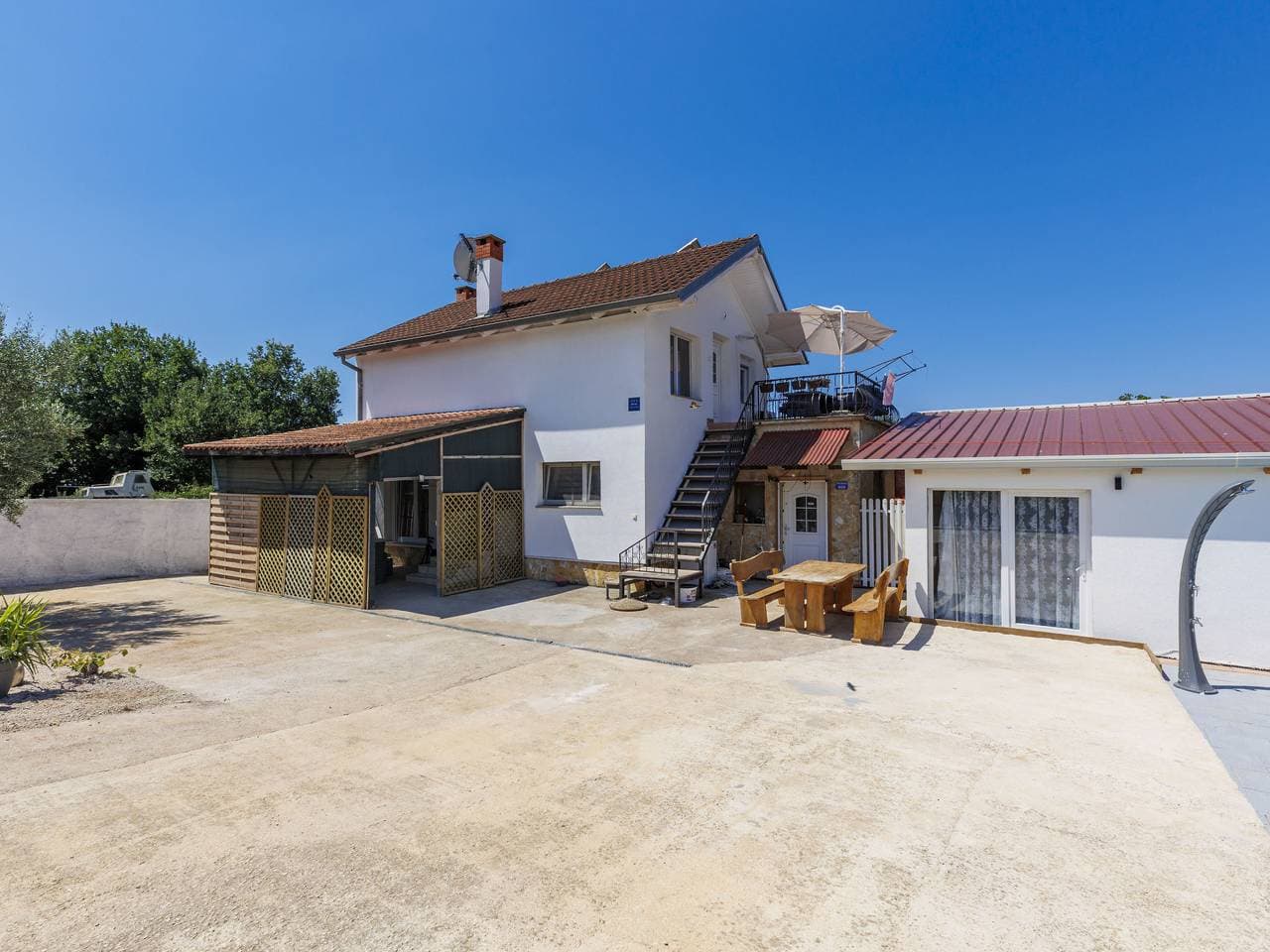 Zweifamilienhaus Sabo 1