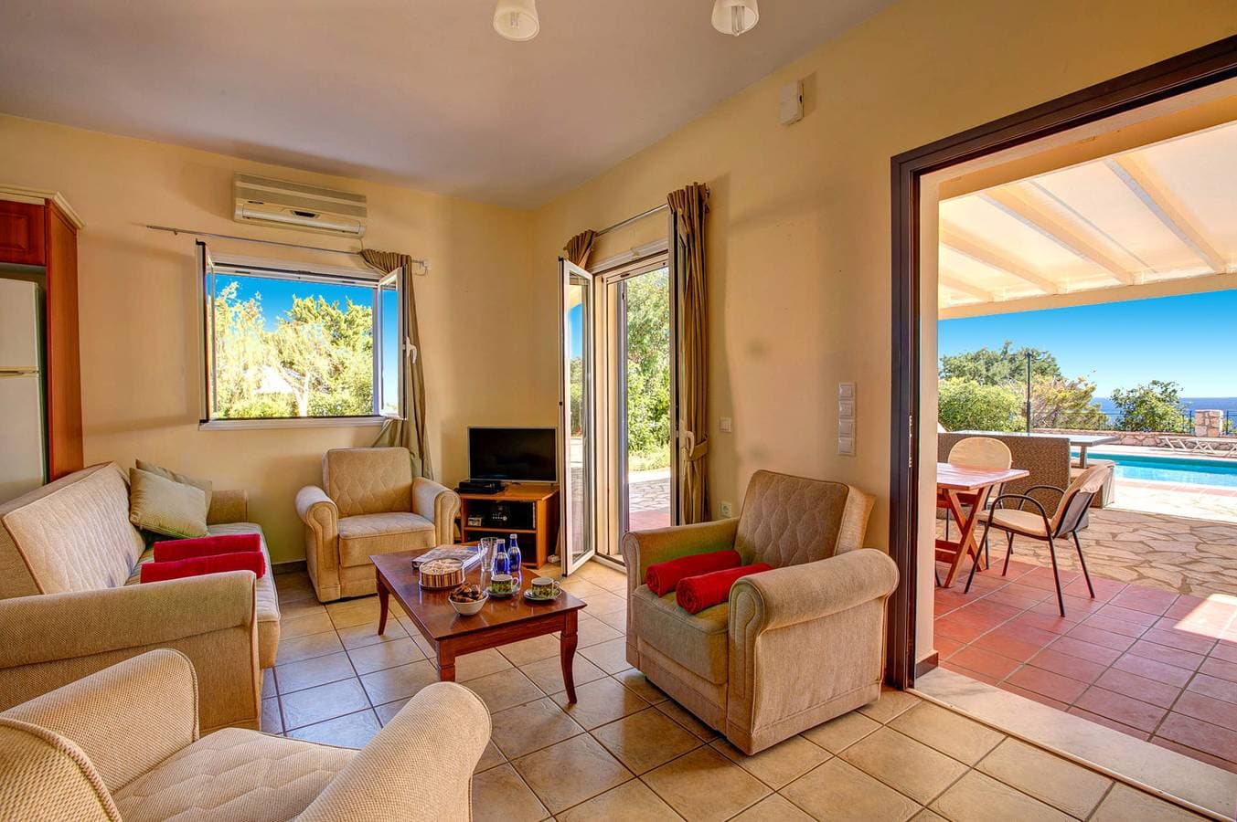 Foto 8 von 26: Villa für 6 Personen mit Garten