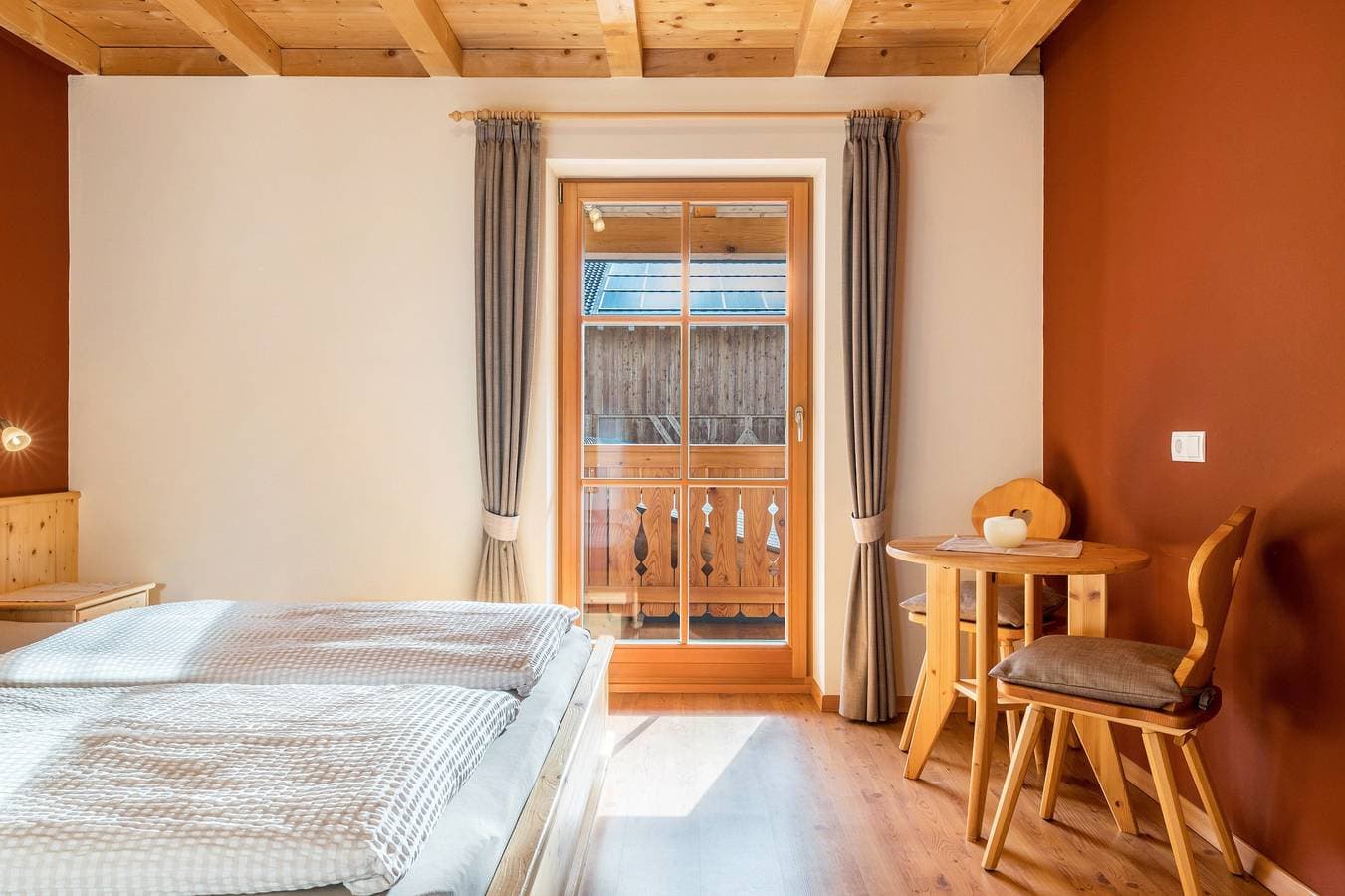 Foto 9 von 37: Ferienwohnung 'Ronsolhof Schlern' mit Bergblick, Gemeinschaftsgarten und WLAN