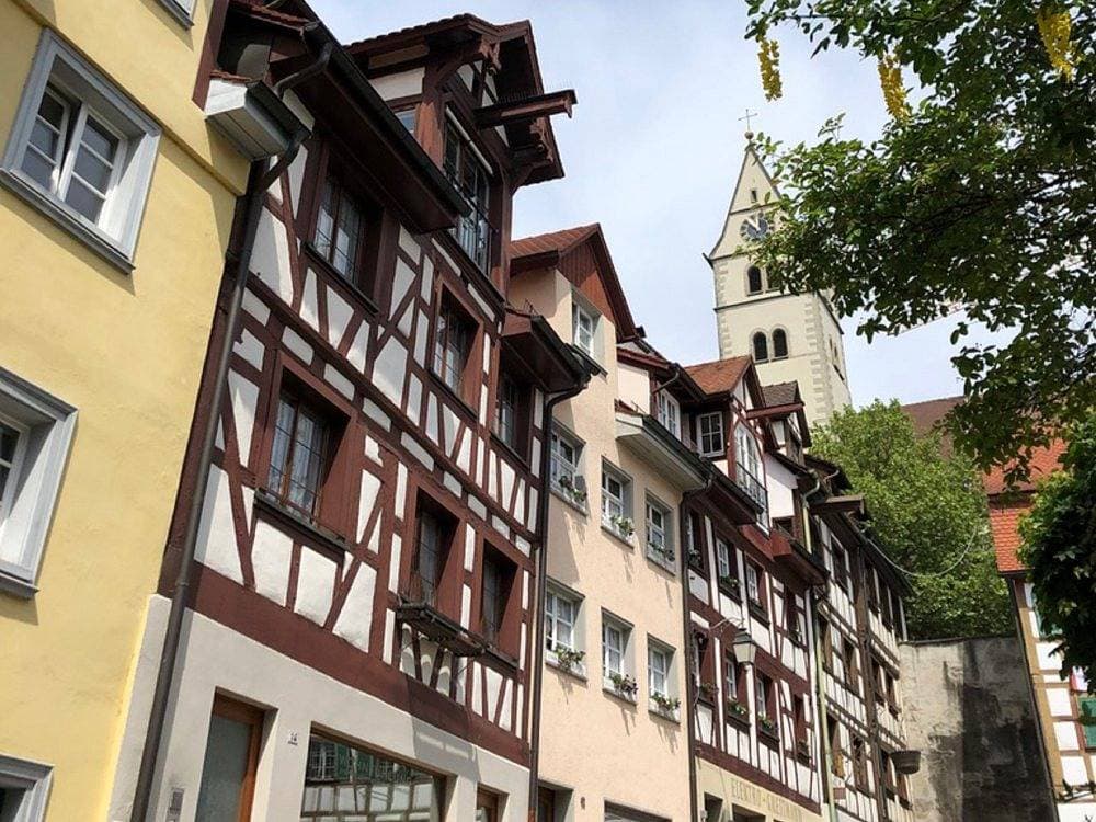 Foto 5 von 26: Winzerhäusle Meersburg - Fährblick-modernes Studio mit Seesicht