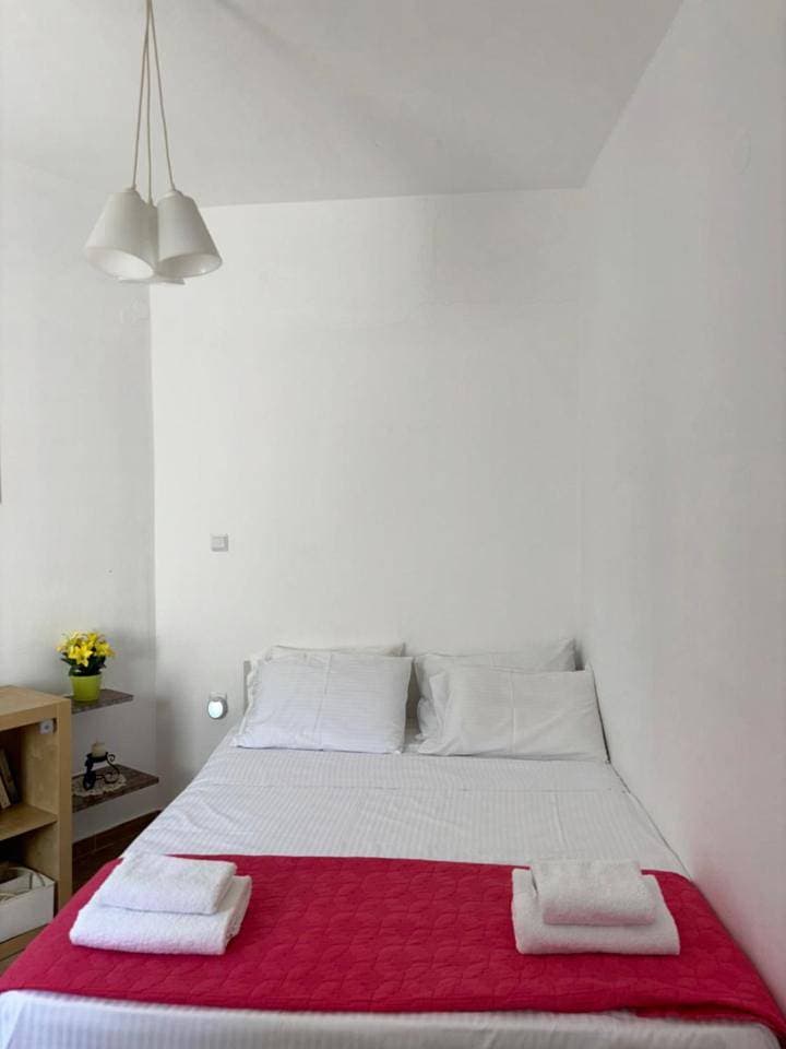Foto 13 von 39: Two-Bedroom Apartment