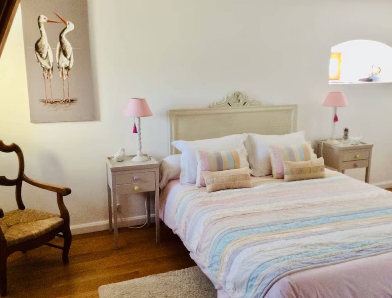Foto 7 von 12: Gästezimmer Héron mit Garten und WLAN