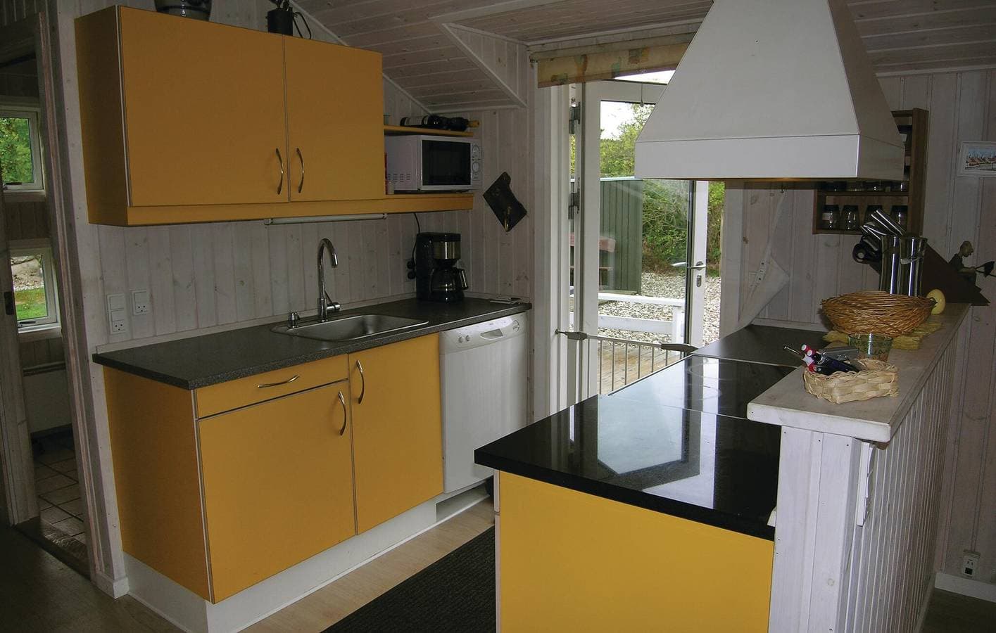 Foto 11 von 19: Ferienhaus für 6 Personen mit Terrasse