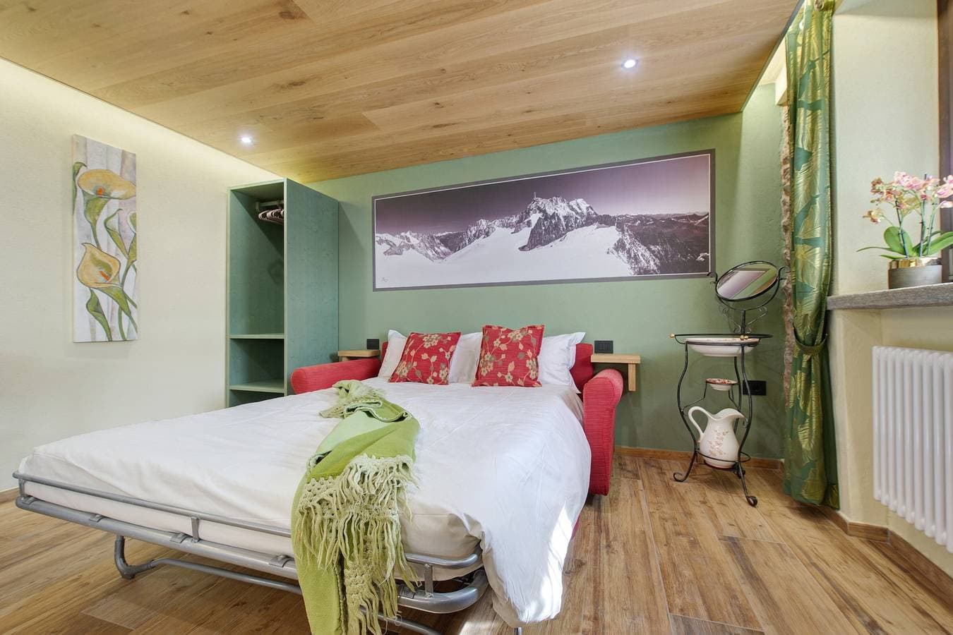 Foto 10 von 27: Monolokal 'Mes Anges Perloz' mit Bergblick, privater Terrasse und WLAN