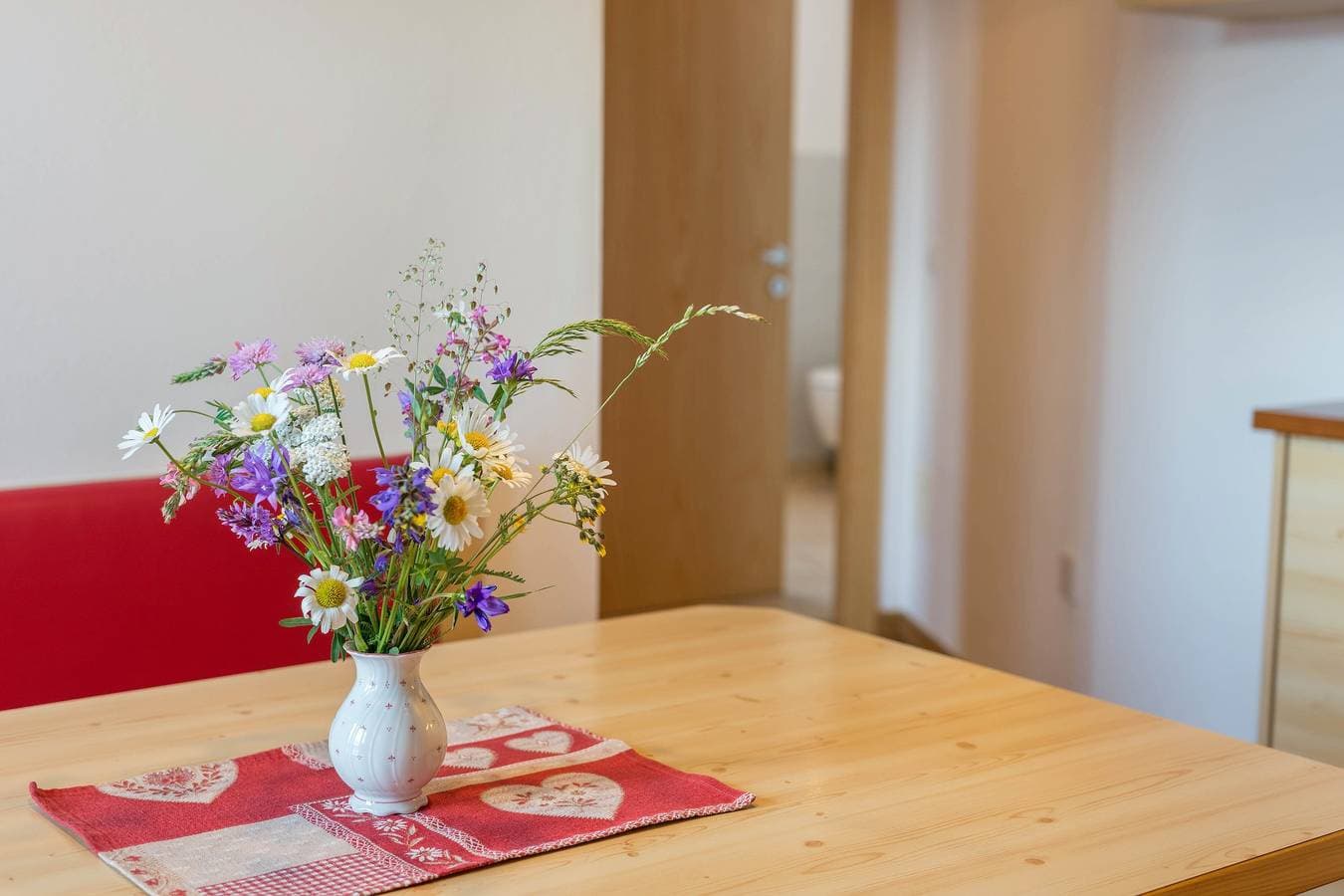 Foto 5 von 22: Ferienwohnung 'Solerhof Panorama' mit Bergblick, Gemeinschaftsgarten und WLAN