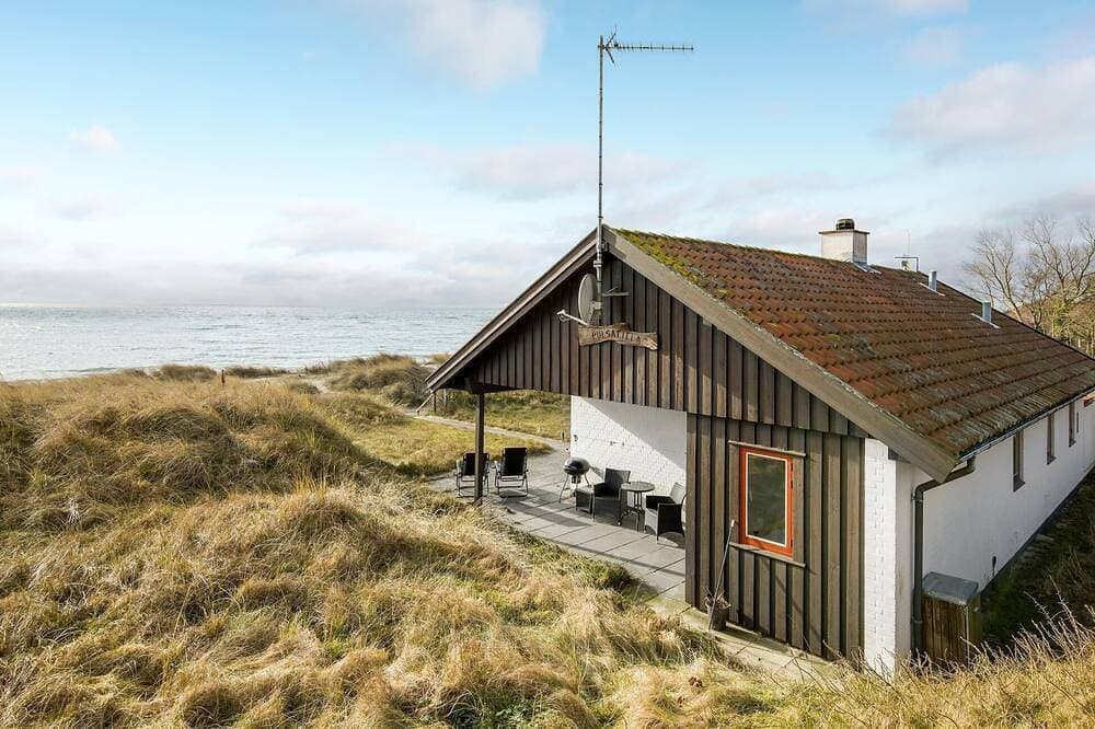Schönes Haus in Aakirkeby mit WLAN 1