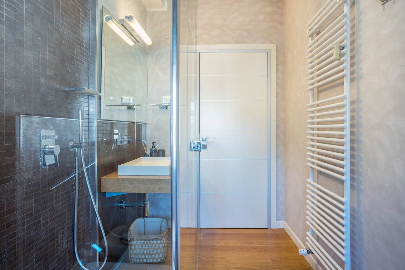 Foto 9 von 27: Ferienwohnung 'Appartamento Muse' mit Balkon, WLAN und Klimaanlage