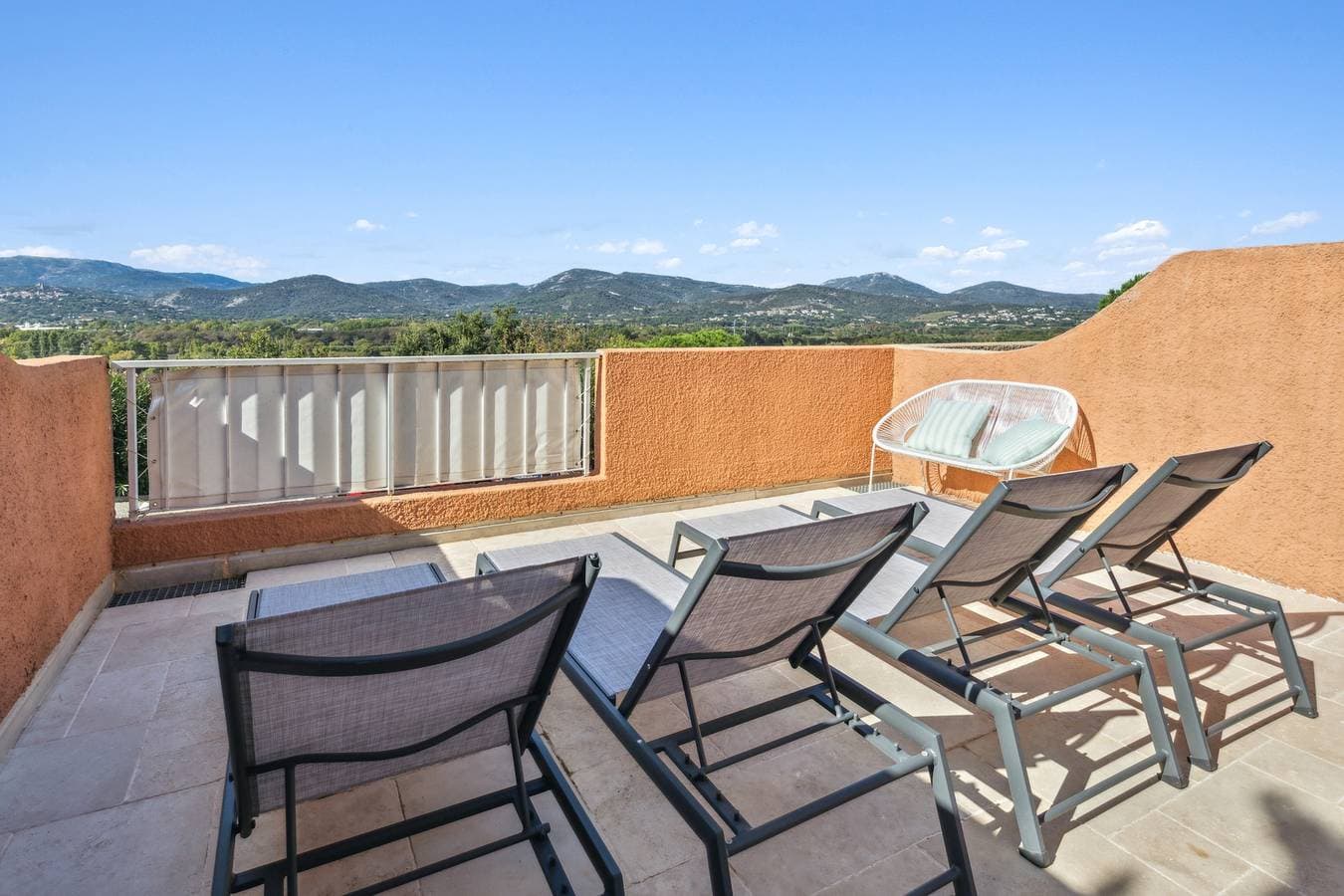 Foto 12 von 22: Ferienhaus für 4 Personen mit Pool