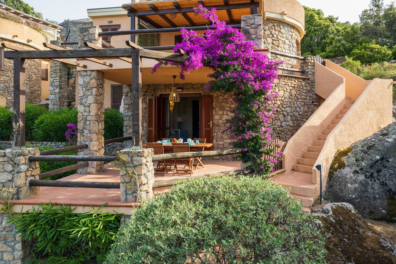 Foto 6 von 39: I Lecci 3 - Terrasse mit Meerblick und Privatsphäre in Porto Rotondo