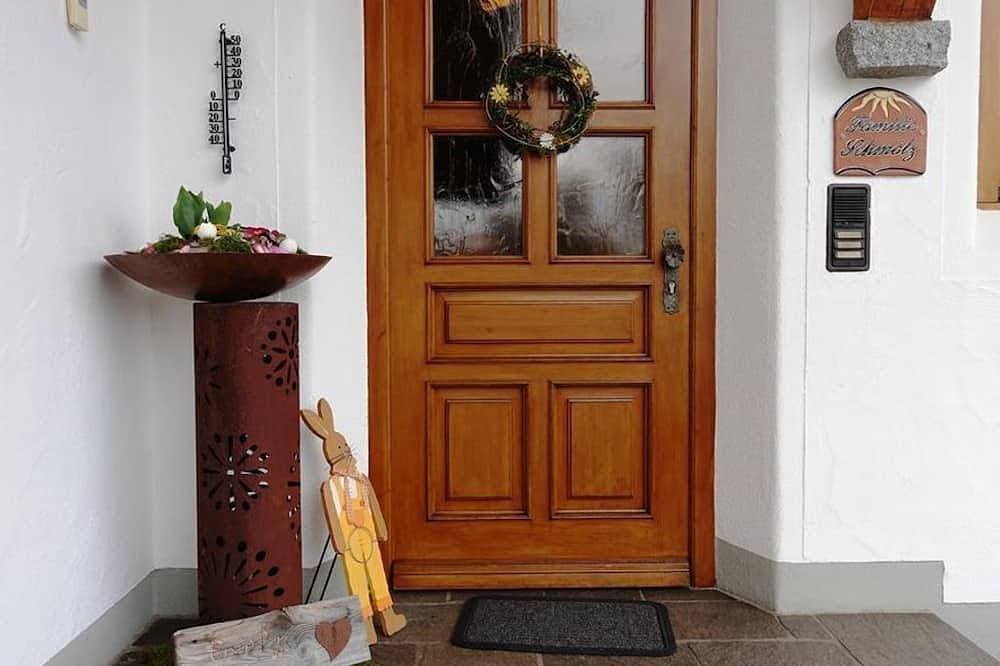 Foto 7 von 15: Ferienwohnung Magdalena (50qm) mit Balkon - Haus Schmölz