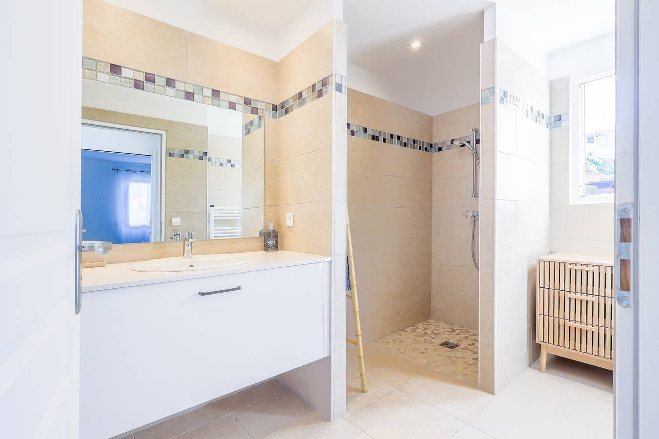 Foto 7 von 16: Ferienwohnung für 4 Personen mit Terrasse