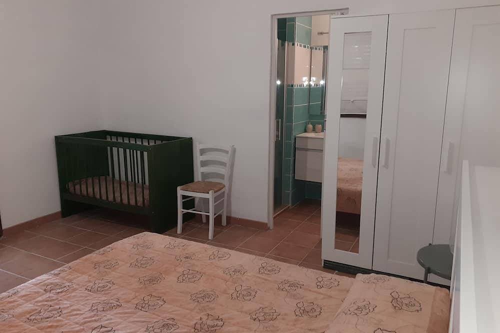 Foto 4 von 30: Comfortable country house with garden and private pool, 4km from Solanas beach.